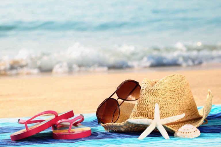 » 7 essentials a traveller must carry during summer